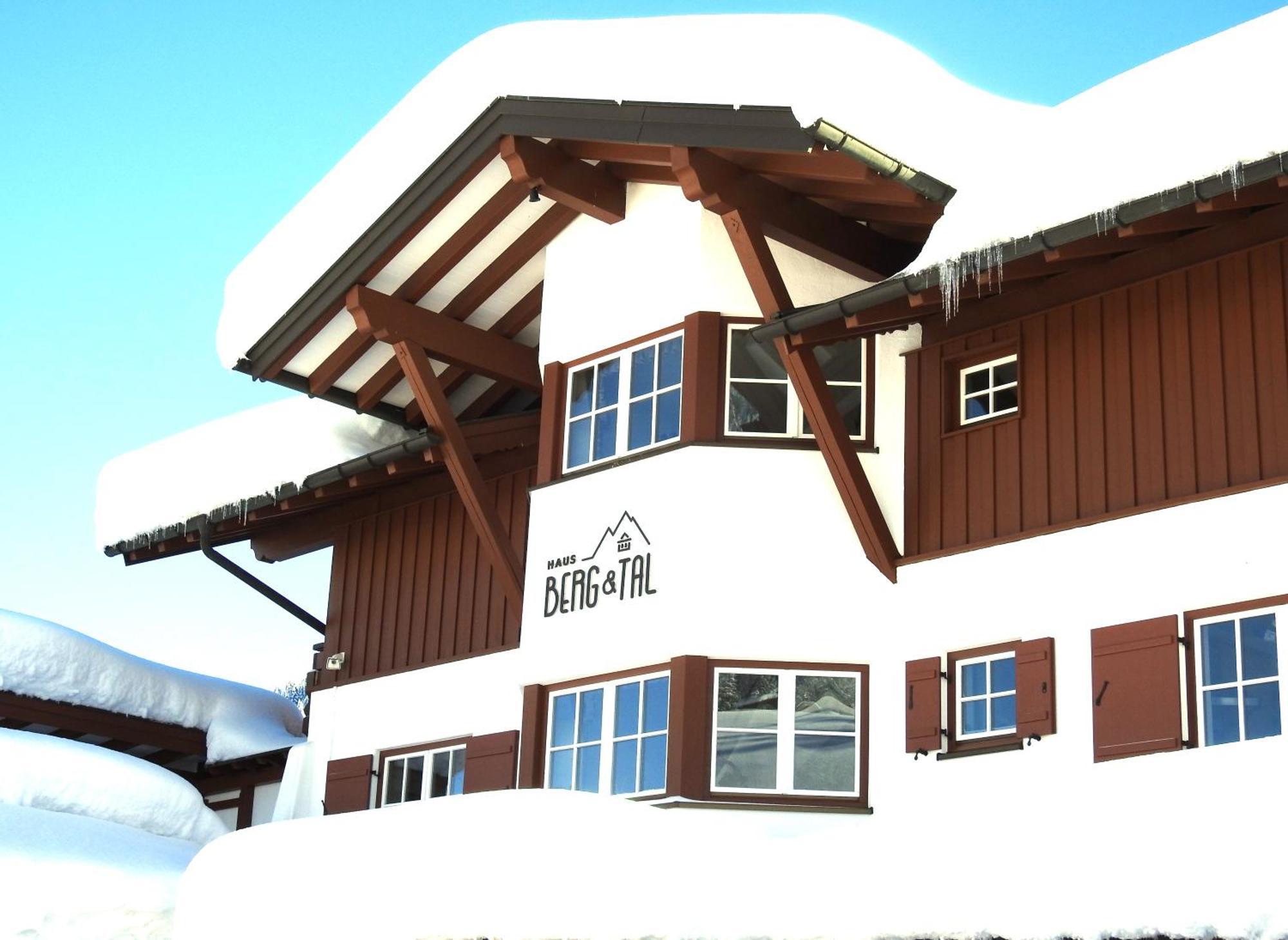 Haus Berg & Tal Apartment Hirschegg  Exterior photo